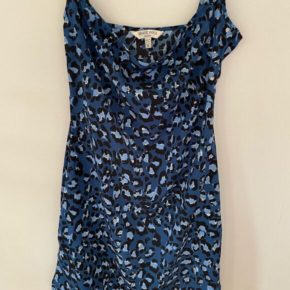 Brave Soul London Cheeta print blue flowy dress - Picture 2 of 7